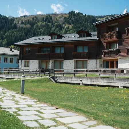 Adda - Mansarda Con Garage Privato A 900m Dal Centro Di *