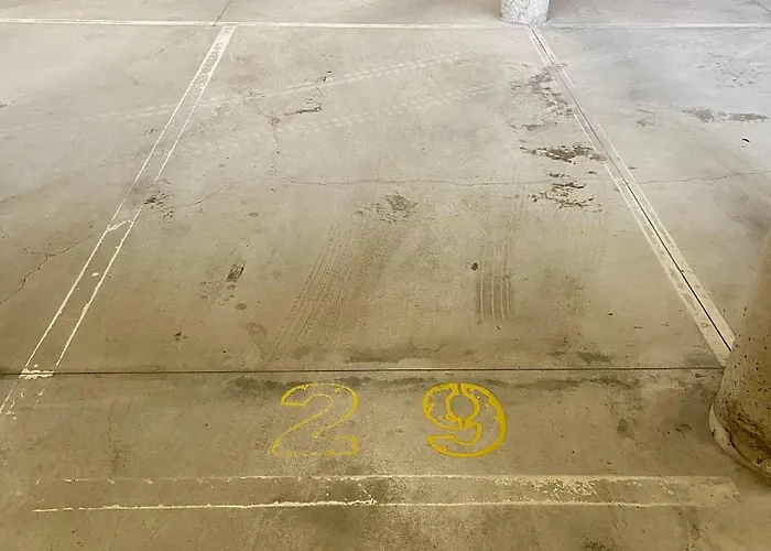 Adda - Mansarda Con Garage Privato A 900m Dal Centro *