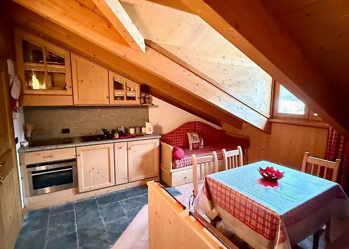 Adda - Mansarda Con Garage Privato A 900m Dal Centro *